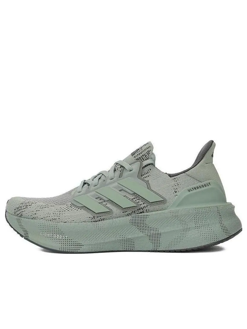 Кроссовки adidas Ultraboost 5.0 'Olive Green Camo' — изображение 1 из 5, оливковый зеленый