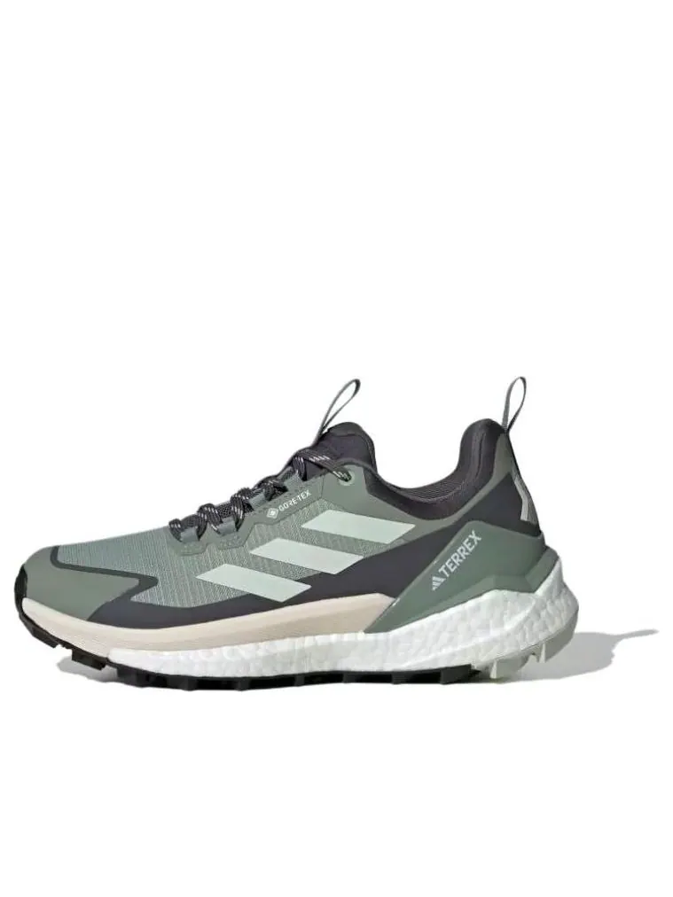 Кроссовки adidas Terrex Free Hiker 2.0 Low Gore-Tex 'Silver Green Linen Green Grey Six' — изображение 1 из 6, зеленый