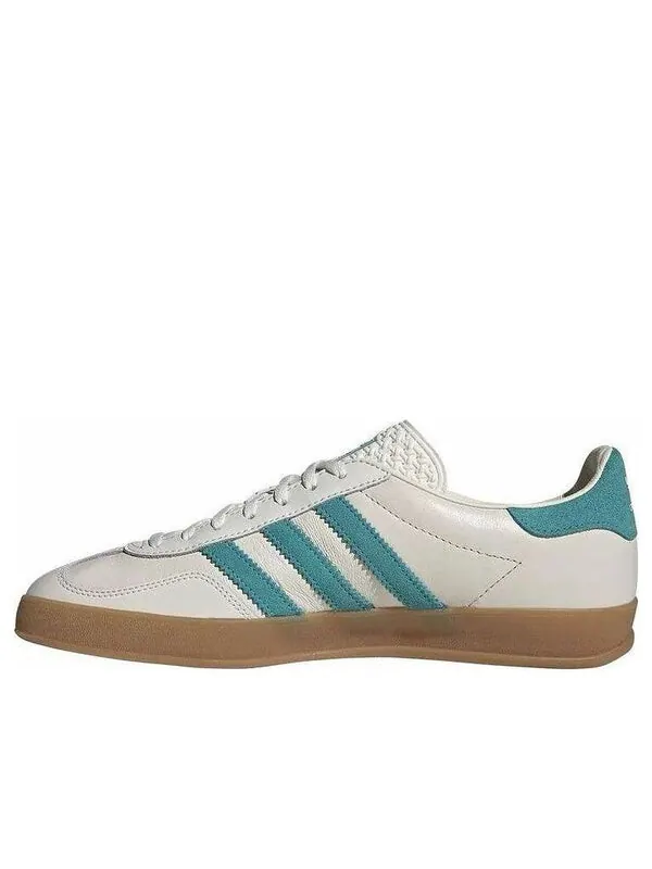 Кроссовки газель для помещений Adidas — изображение 2 из 4, белый