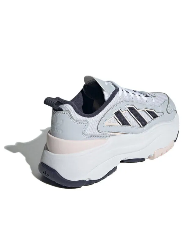 Кроссовки оригиналы ozgaia Adidas — изображение 2 из 3, белый