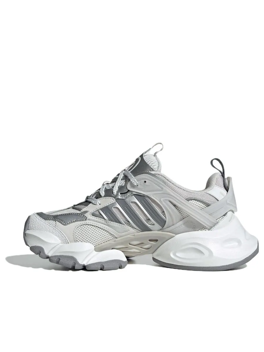 Кроссовки adidas XLG Runner Deluxe 'Grey Silver' — изображение 1 из 6, серый