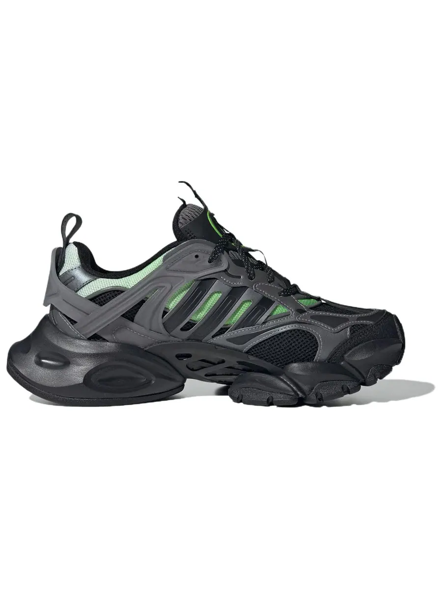 Кроссовки adidas XLG Runner Deluxe 'Black Grey' — изображение 2 из 6, черный