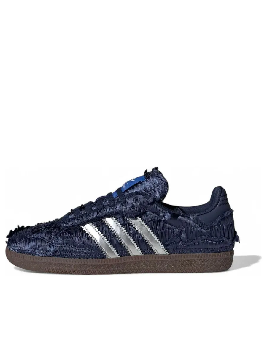 Кроссовки adidas x Caroline Hu Samba OG 'Satin Dark Blue' — изображение 1 из 6, синий