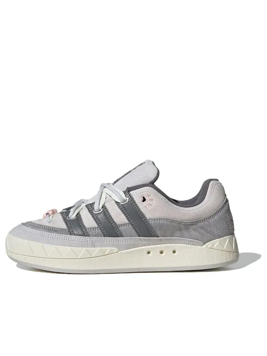 Кроссовки adidas Adimatic 'Grey White' — изображение 1 из 6, серый