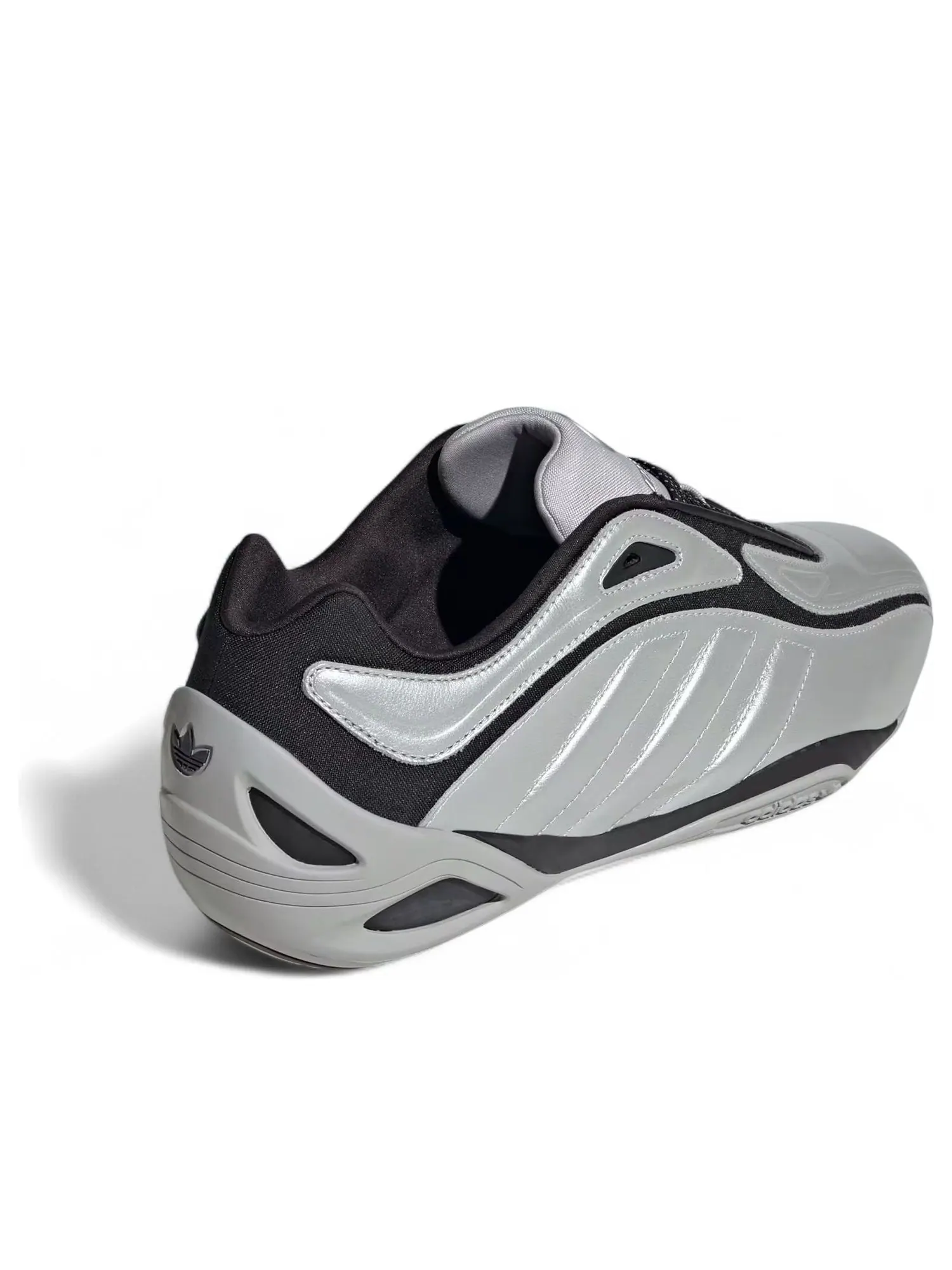 Кроссовки adidas Adiracer GT 'Mercedes-AMG Petronas Formula One Team Silver' — изображение 4 из 6, серебряный