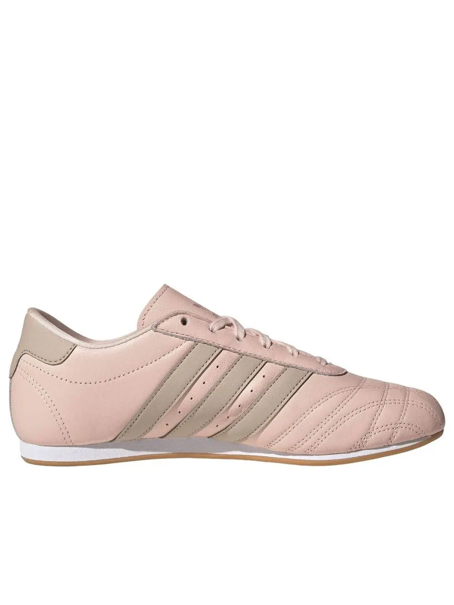 Кроссовки (WMNS) adidas Taekwondo 'Pink Wonder Taupe' — изображение 2 из 6, розовый