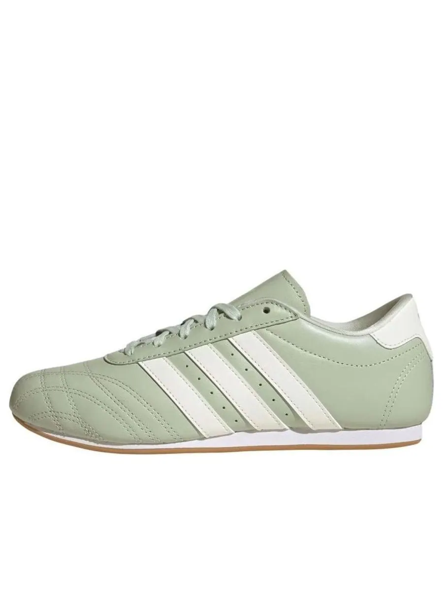 Кроссовки (WMNS) adidas Taekwondo 'Green Off White' — изображение 1 из 4, зеленый