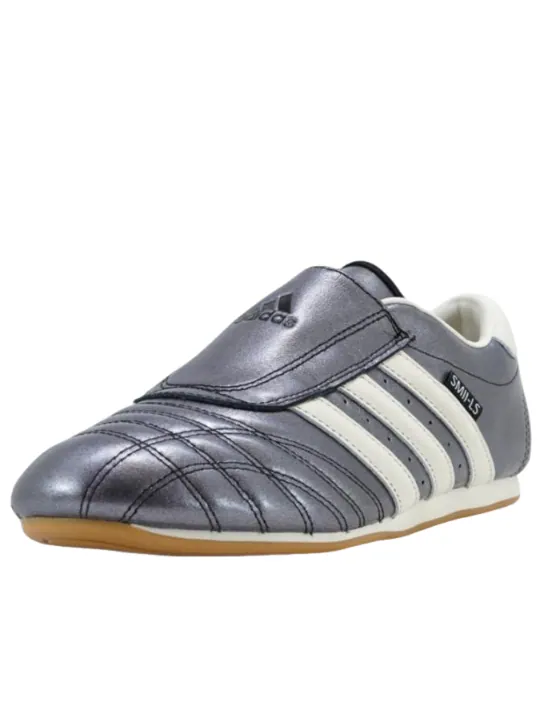 (WMNS) Adidas Taekwondo 'Core Black Silver Metallic Gum' — изображение 3 из 6