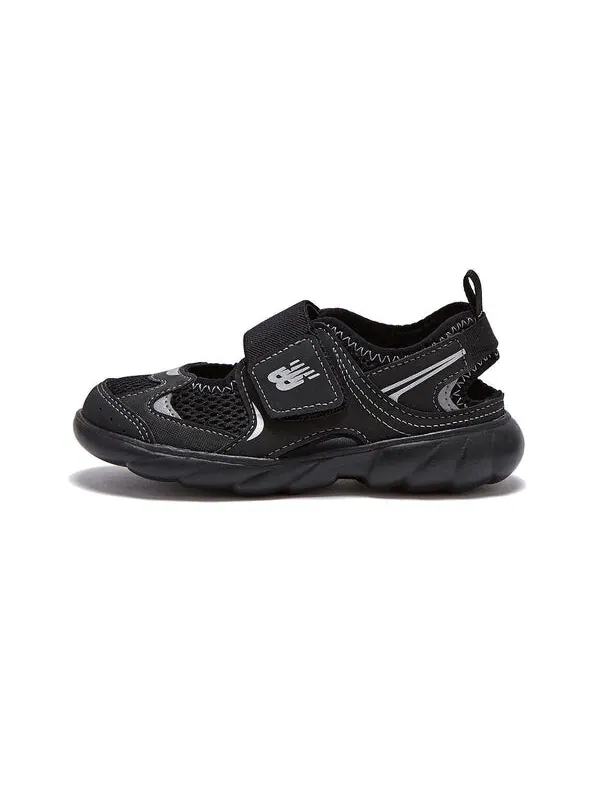 Сандалии freedles 'black' New Balance — изображение 1 из 4, черный