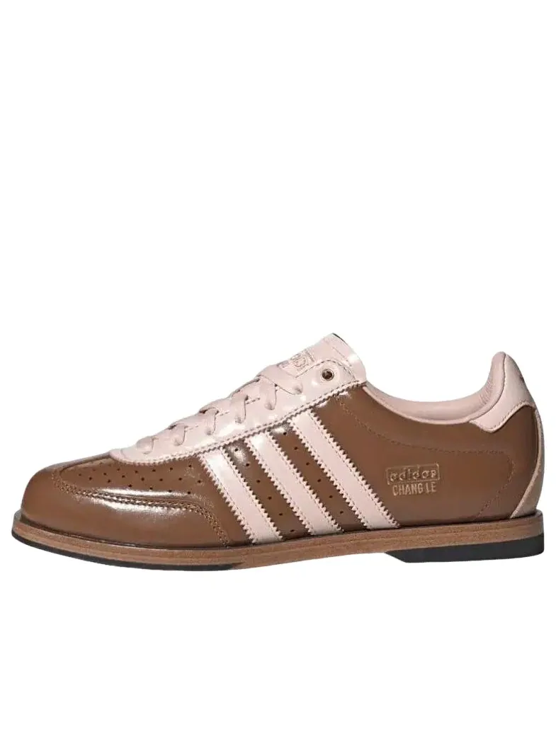 Боулинговые кроссовки Adidas Changle 'Wild Brown' KJ5142 — изображение 1 из 4, коричневый