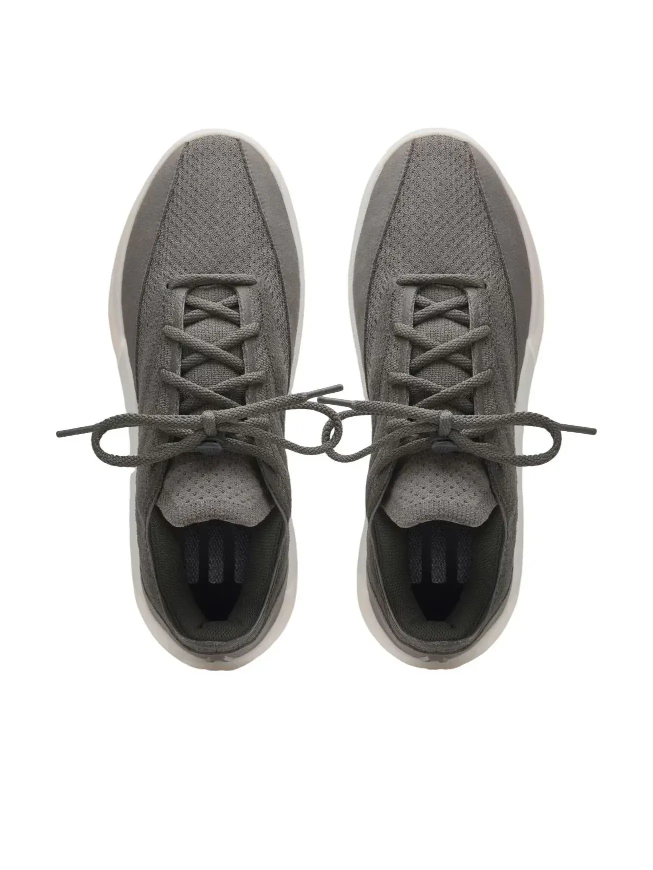 Кроссовки Adidas Fear of God Athletics III 'Cinder' KJ5965 — изображение 4 из 5, бежевый