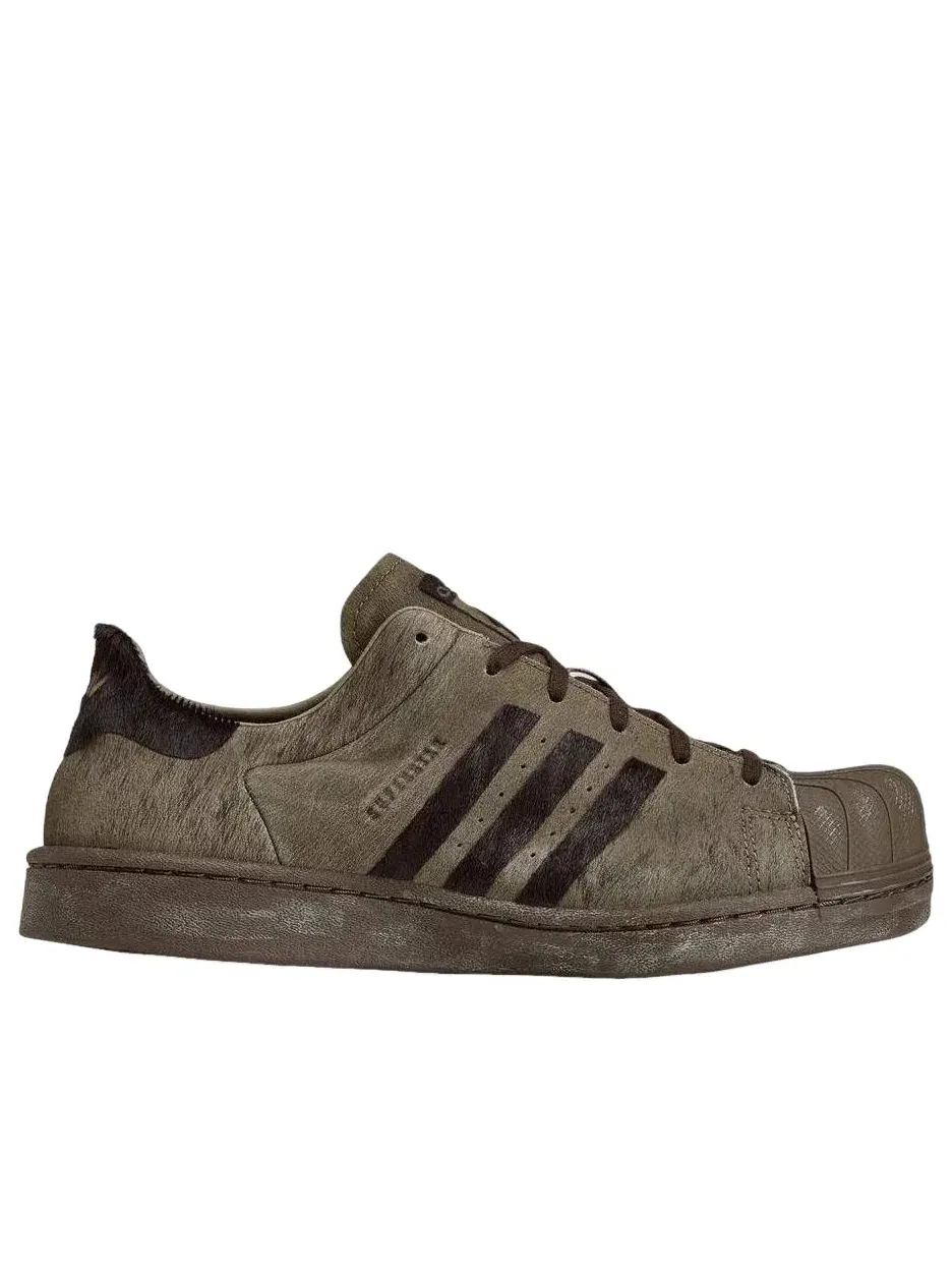 Кроссовки Adidas SST by AVAVAV 'Dark Brown Dark Brown Supplier Colour' KK2724 — изображение 2 из 6, коричневый