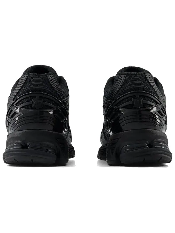 Кроссовки 1906u New Balance — изображение 4 из 4, черный