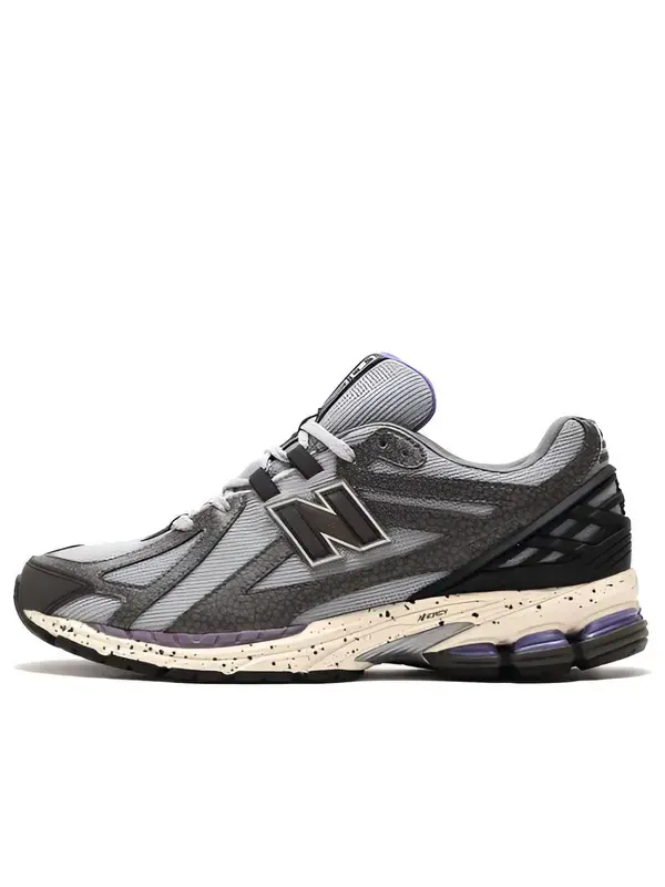 Кроссовки atmos x 1906r New Balance — изображение 1 из 4, серый/черный/фиолетовый