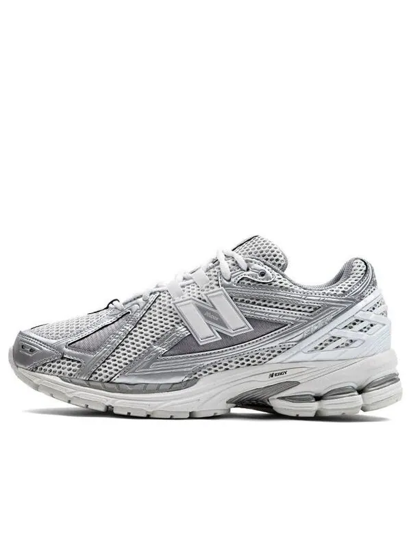 Кроссовки 1906р New Balance — изображение 1 из 4, серебристый/белый