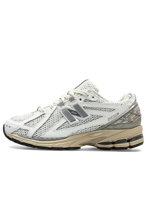 Кроссовки New Balance 1906R — изображение 1 из 5, белый/серый