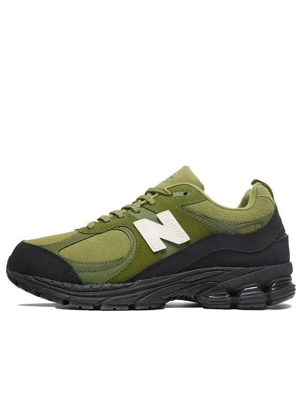 Кроссовки the basement x 2002r 'moss green' New Balance — изображение 1 из 4