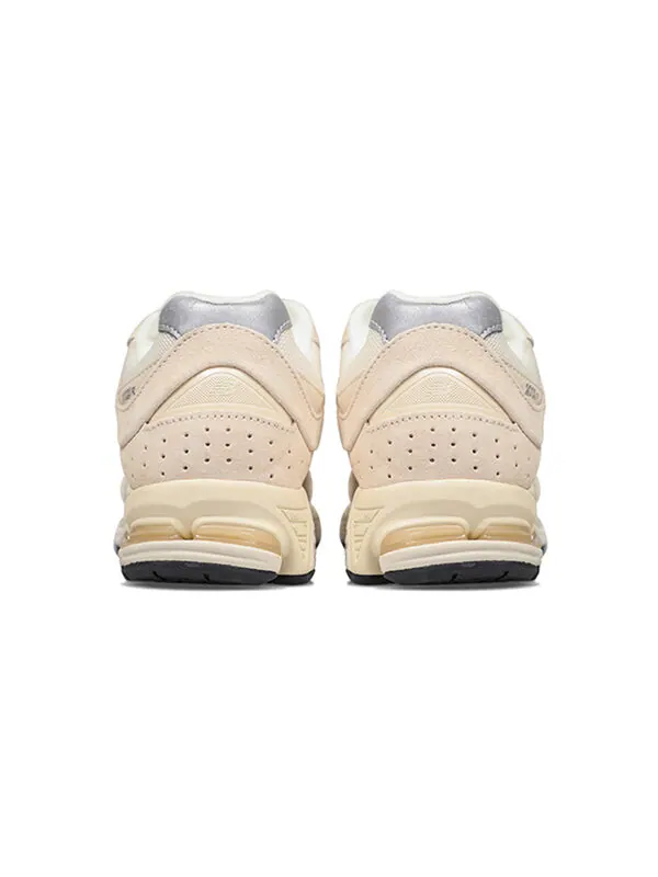 Кроссовки 2002р New Balance — изображение 4 из 4, бежевый
