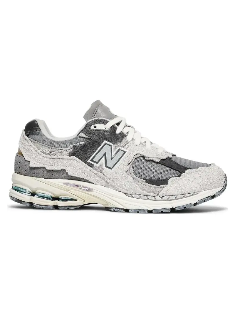 Кроссовки New Balance 2002R Protection Pack Rain Cloud — изображение 1 из 10, серый