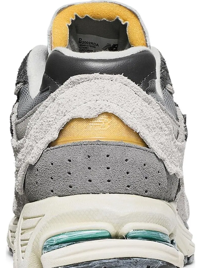 Кроссовки New Balance 2002R Protection Pack Rain Cloud — изображение 6 из 10, серый