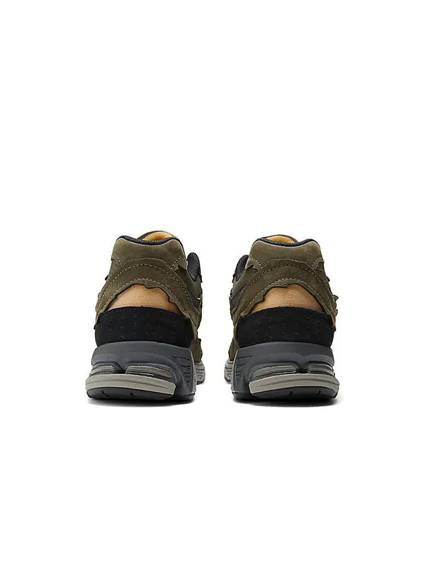 Кроссовки 2002r 'protection pack - olive' New Balance — изображение 4 из 4, темный/серый/черный
