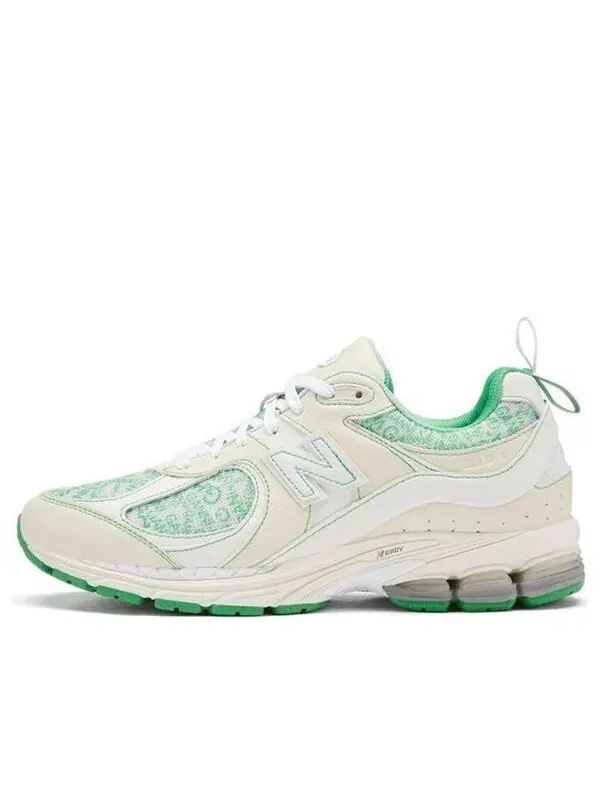 Кеды ganni x 2002r New Balance — изображение 1 из 4, светлый кремовый/зеленый