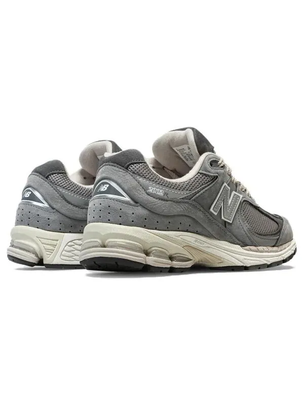 Кроссовки New Balance 2002R серые — изображение 4 из 5, серый