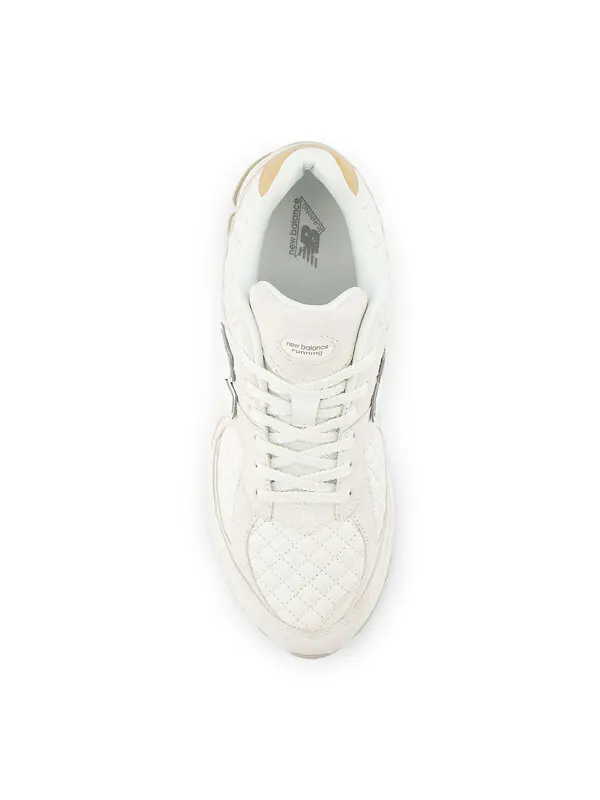 Кроссовки 2002r 'quilted white' New Balance — изображение 4 из 4, белый//бежевый