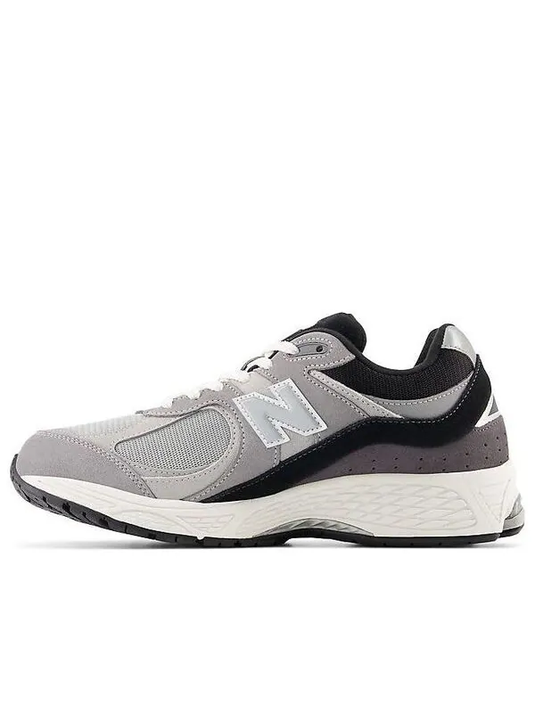 Кроссовки 2002р New Balance — изображение 1 из 4, серый/черный