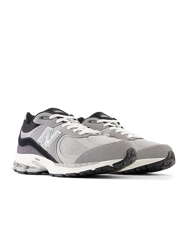 Кроссовки 2002р New Balance — изображение 2 из 4, серый/черный