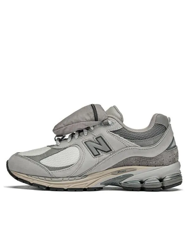 Кроссовки 2002р New Balance — изображение 1 из 4, серый/серебристый