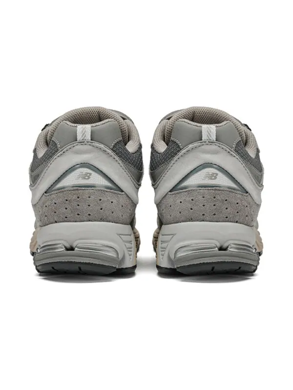 Кроссовки 2002р New Balance — изображение 4 из 4, серый/серебристый
