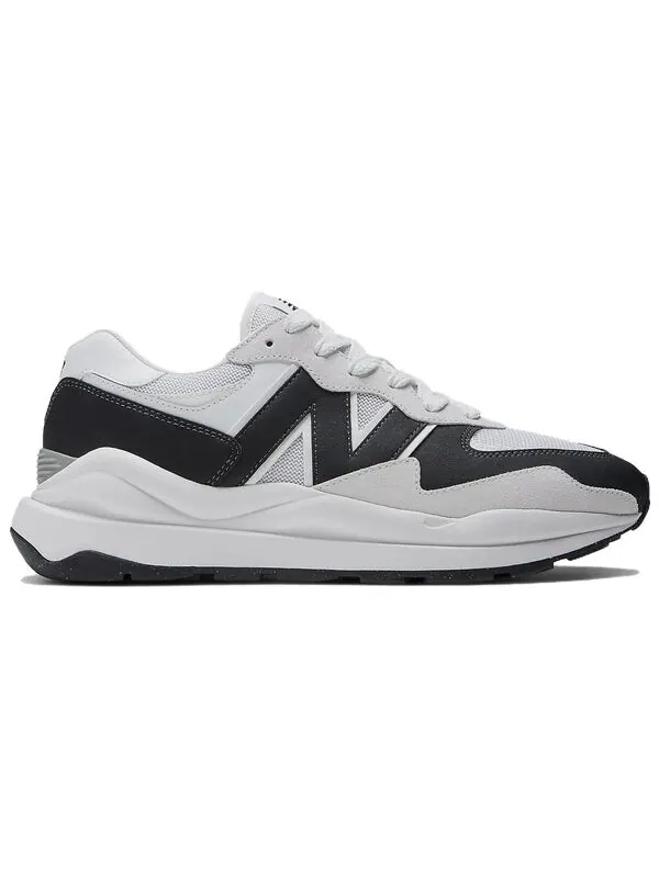 Кроссовки 57 40 New Balance — изображение 2 из 4, черный / белый