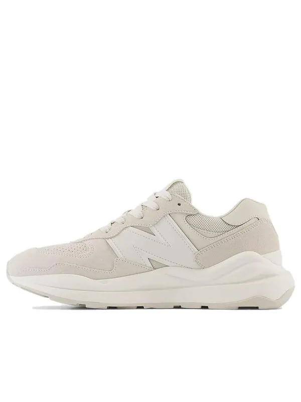 Кроссовки 57 40 обувь New Balance — изображение 1 из 4, бежевый/белый