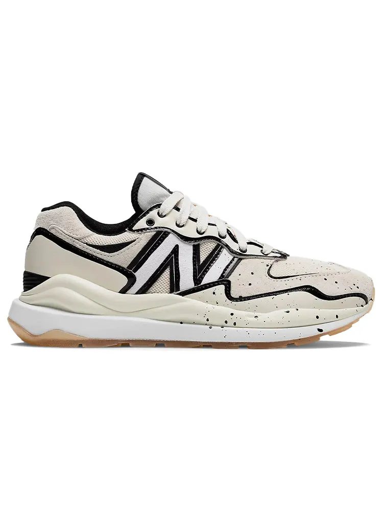 Кроссовки New Balance Joshua Vides x 57/40 'Angora Splatter' — изображение 2 из 5, коричневый