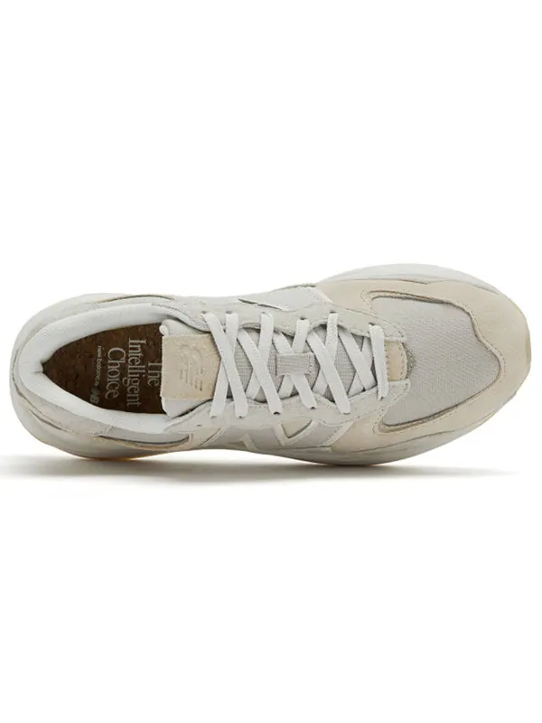 Кроссовки 57 40 серии низкие New Balance — изображение 3 из 4, серый/светлый кремовый