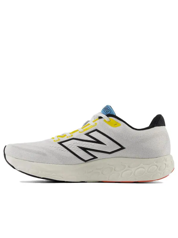 Кроссовки свежие пена 680v8 New Balance — изображение 2 из 4, белый/черный