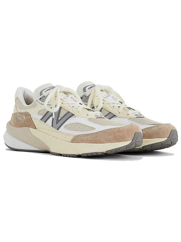 Кроссовки 990v6 New Balance — изображение 2 из 4, кремовый