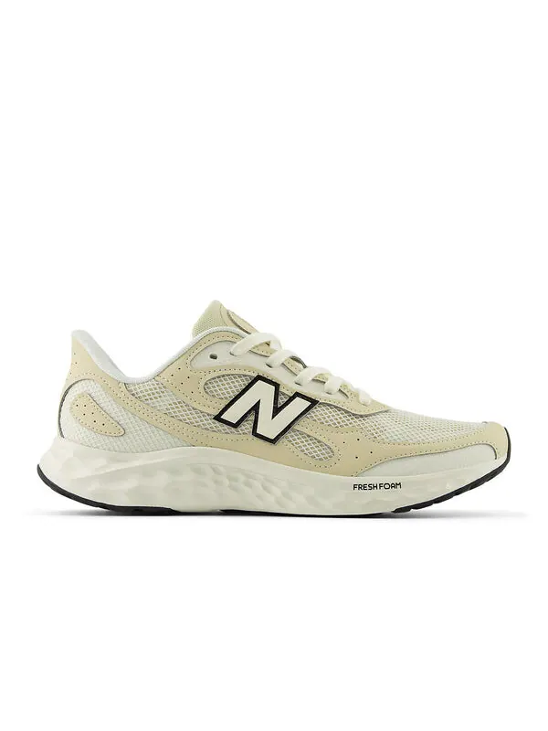 Кроссовки свежая пена arishi v4 New Balance — изображение 2 из 4, бежевый/белый/черный