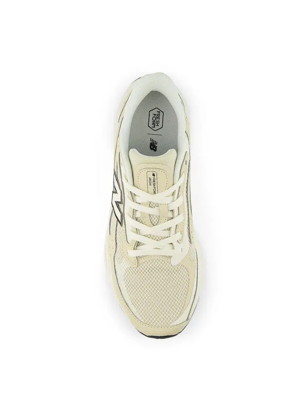 Кроссовки свежая пена arishi v4 New Balance — изображение 4 из 4, бежевый/белый/черный