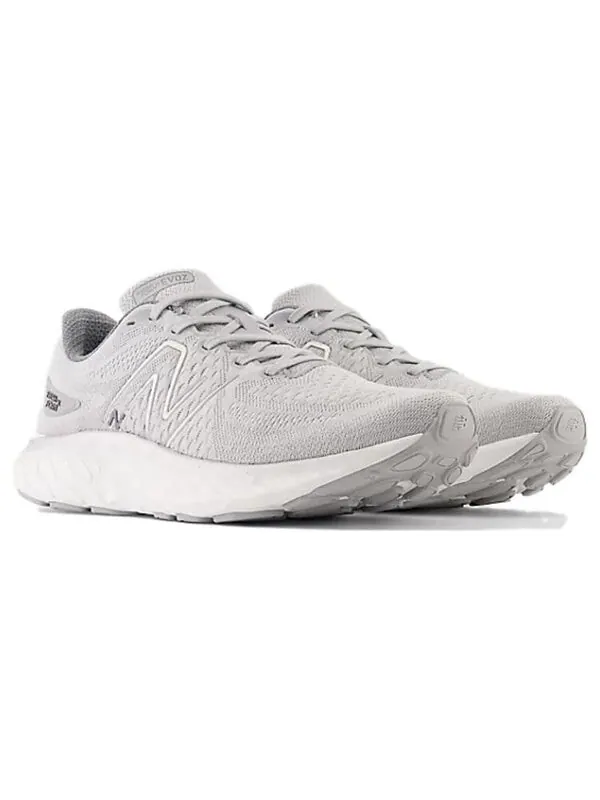 Кроссовки свежие пены evoz v3 New Balance — изображение 3 из 4