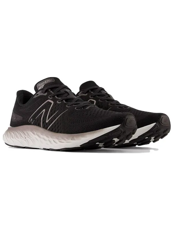 Кроссовки свежая пена x evoz v3 New Balance — изображение 3 из 4, серебристый