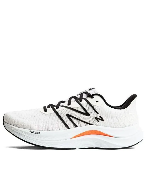 Кроссовки fuelcell propel v4 New Balance — изображение 1 из 4, белый/черный/оранжевый