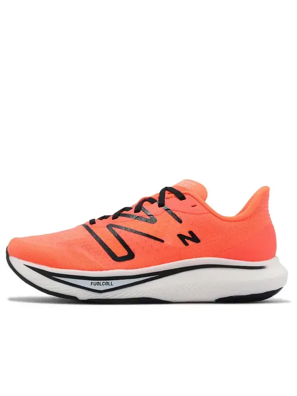Кроссовки Fuelcell Rebel New Balance — изображение 1 из 4, оранжевый/черный