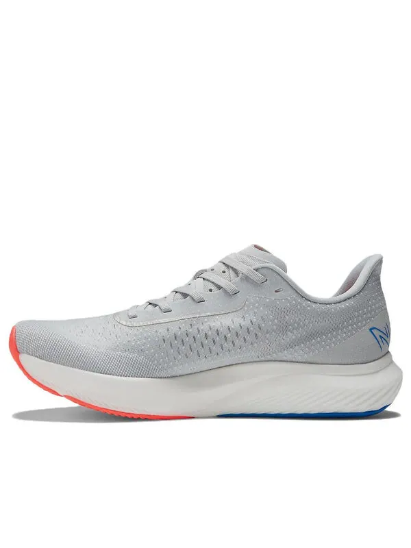 Кроссовки fuelcell rebel v3 New Balance — изображение 1 из 4, серый
