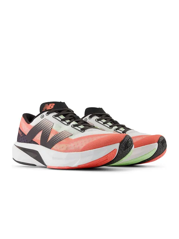 Кроссовки fuelcell rebel v4 'riswing pack' New Balance — изображение 2 из 4, красный/черный