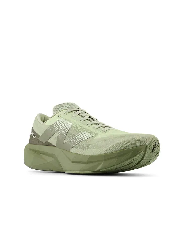 Кроссовки fuelcell rebel v4 New Balance — изображение 3 из 4, оливковый зеленый