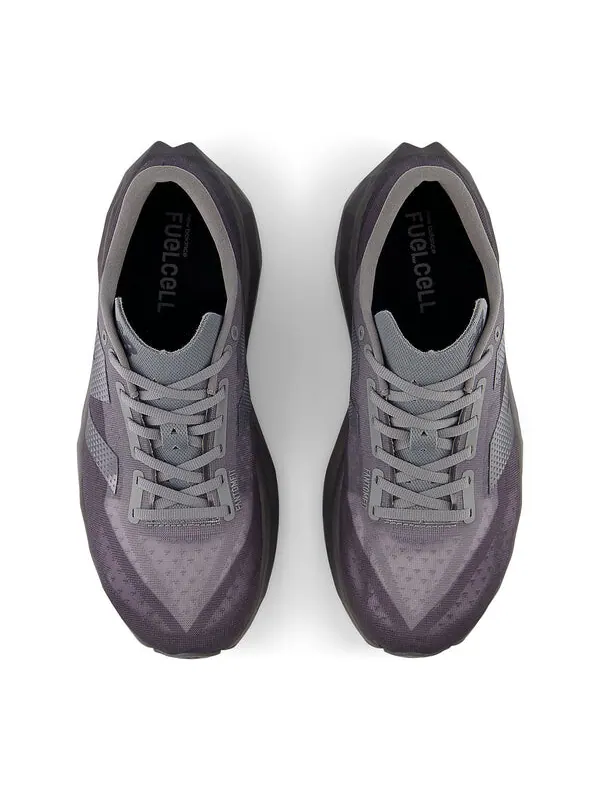 Кроссовки fuelcell rebel v4 'grey' New Balance — изображение 3 из 4, серый/черный