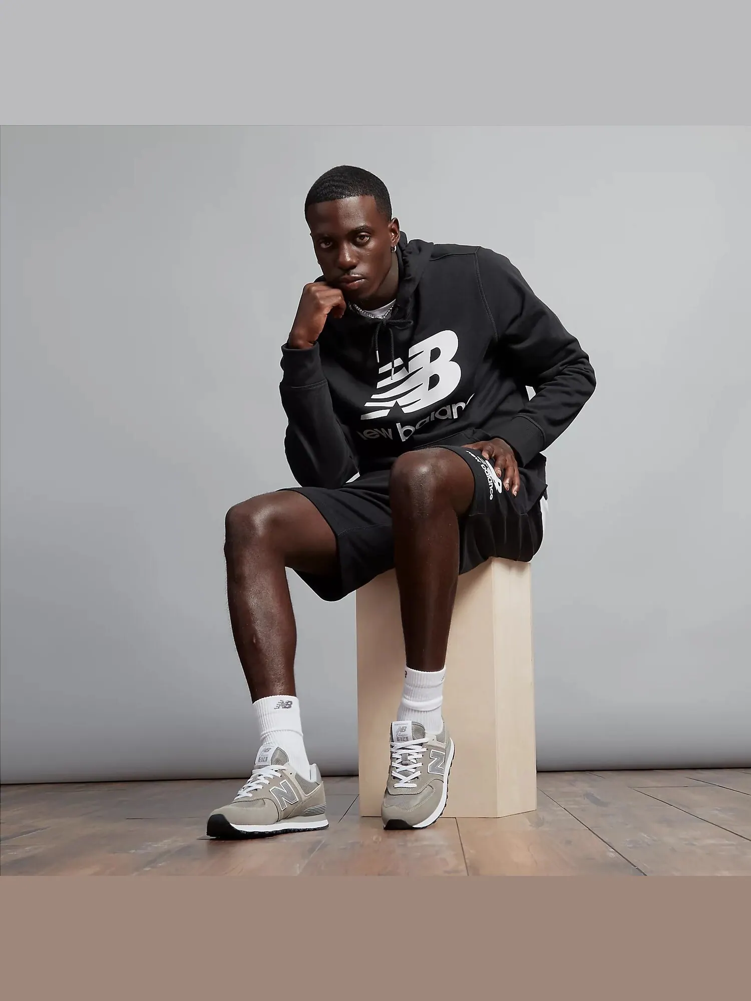 Кроссовки New Balance 574 Core — изображение 8 из 9, серый/белый