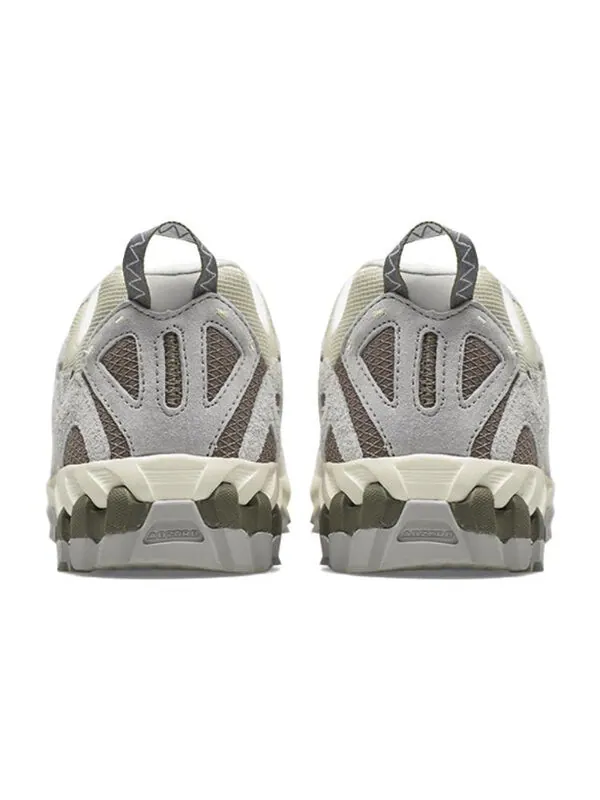 Кроссовки 610 New Balance — изображение 4 из 4, серый